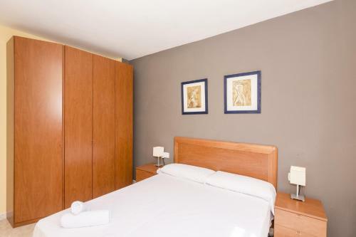 Homeholidaysrentals Coral