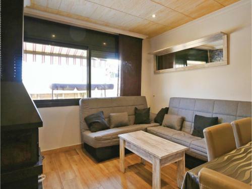 Five-bedroom Holiday Home In Malgrat De Mar
