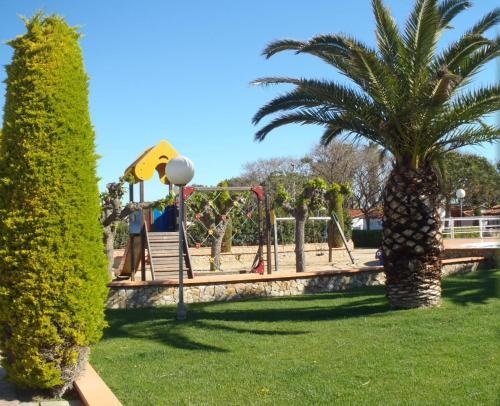 Camping Sunissim El Pla De Mar By Locatour