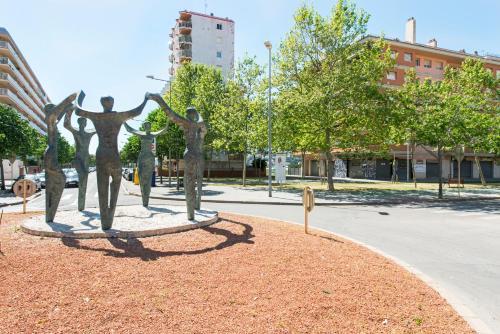 Ref. 190. Apart. Avenida