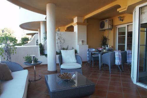 Apartamento 3 Bedroom Se�or�o De Aloha Marbella