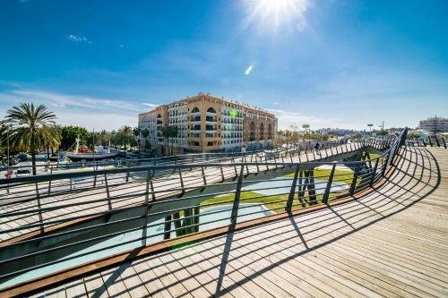 Lab3 - Luxury Apartment Center San Pedro