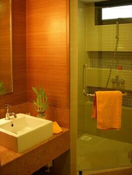 Hotel Tango Vibrant Living Place