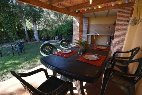 Casitas Select - Villa Abajo In Mijas