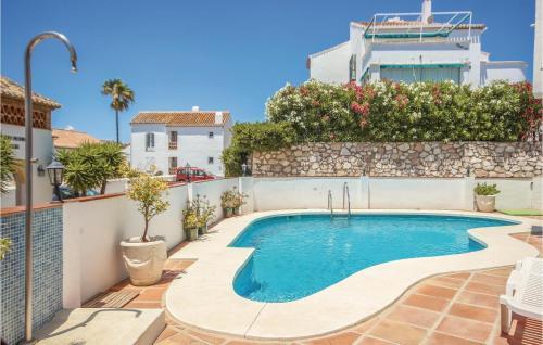 Three-bedroom Apartment In Mijas