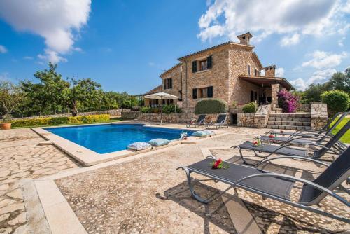 Muro Villa Sleeps 7 Pool Wifi