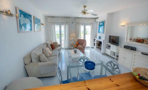 Apartamento Urb. Paraiso Blanco