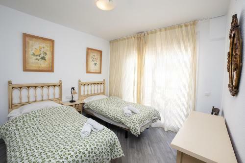 Apartamento Edf. Delfin 5�4