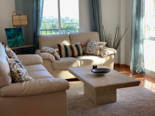 Tropicana Apartment