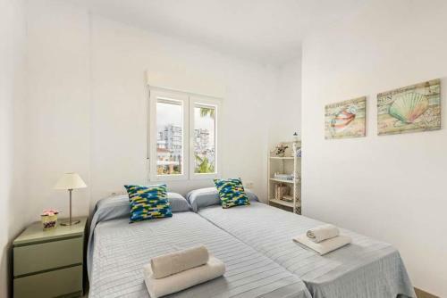 Nerja Villa Sleeps 14 Pool Air Con Wifi