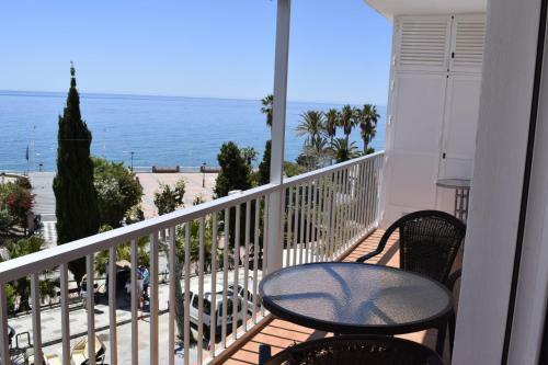 Apartamento Edf. Delf�n 2�2