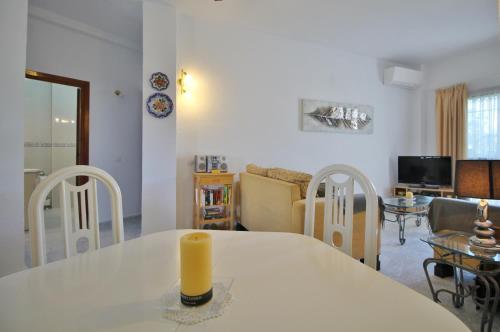 Apartment Candace Spainsunrentals 1019