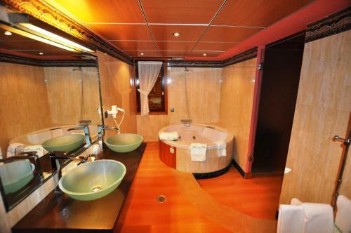 Gran Hotel Liber & Spa Playa Golf