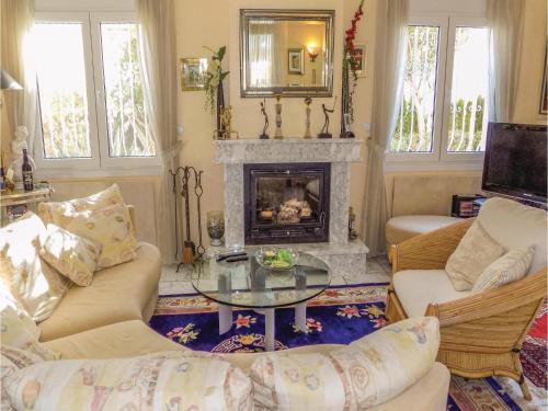 Two-bedroom Holiday Home In Oliva