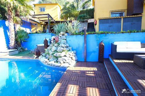 Villa Charma With Heated Pool, A/c In Peaceful Location