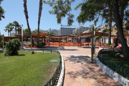 Apartamentos Vacacionales Marina De Oro