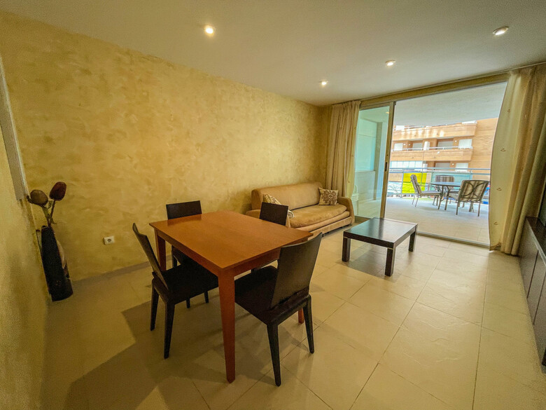 Apartamentos Mondr�an Marina D'or 3000