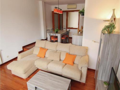 Four-bedroom Holiday Home In Palamos