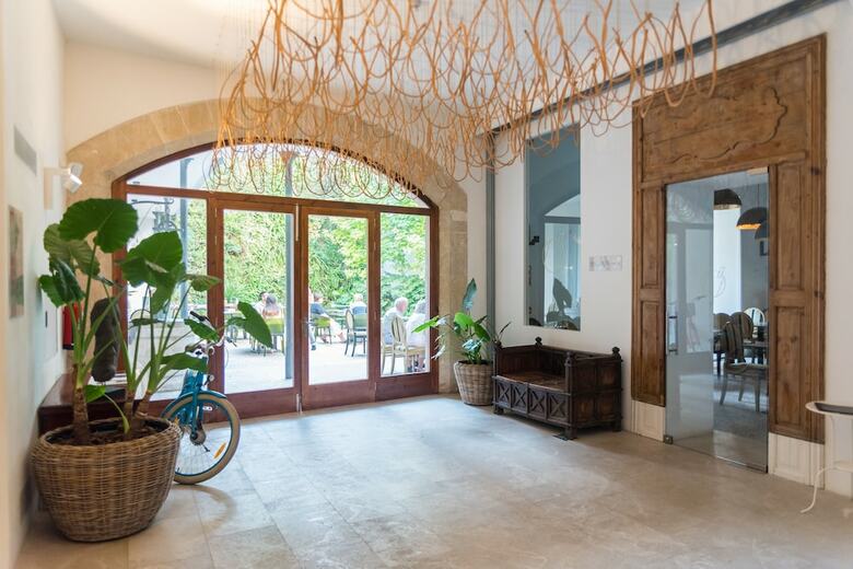 Hotel Icon Roset� By Petit Palace