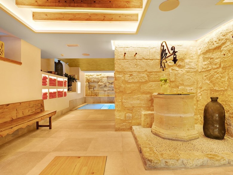 Hotel Gloria De Sant Jaume