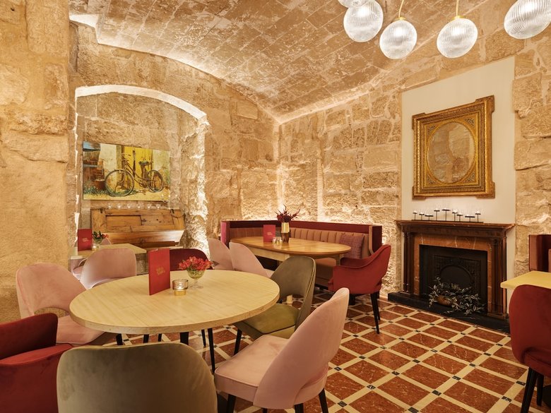 Hotel Gloria De Sant Jaume