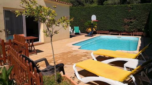 Villa Pals Carles Piscina