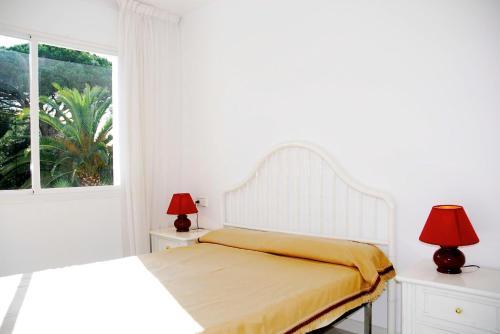 Apartment In Platja De Pals 35754