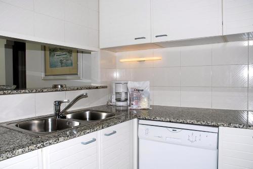 Apartment In Platja De Pals 35754