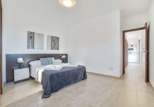 La Fustera Villa Sleeps 8 Pool