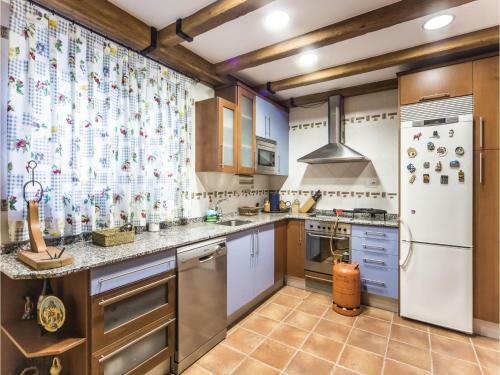 Four-bedroom Holiday Home In Peniscola