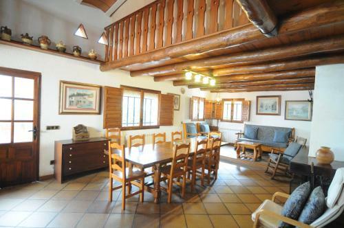 Homeholidaysrentals Le Vinya