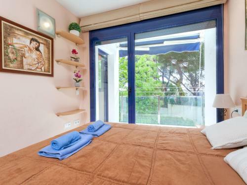 Holiday Home Crystal House