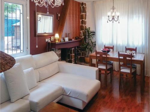 Four-bedroom Holiday Home In Platja D'aro