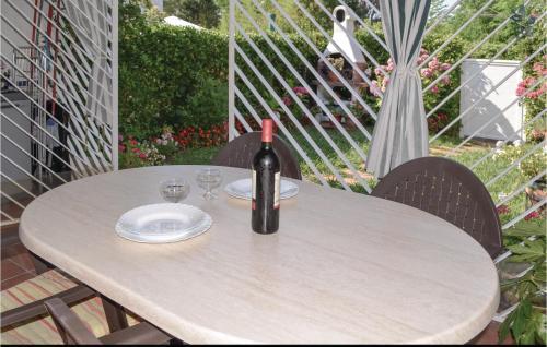 Two-bedroom Apartment In Castell-platja D�aro
