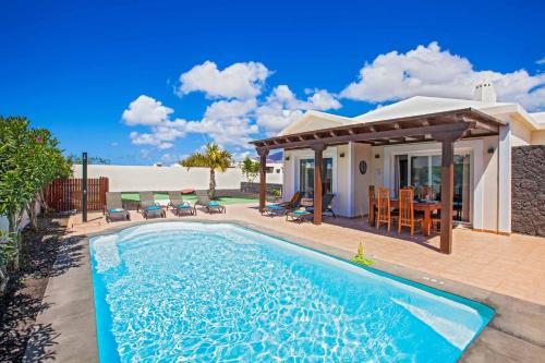 Villa Platano