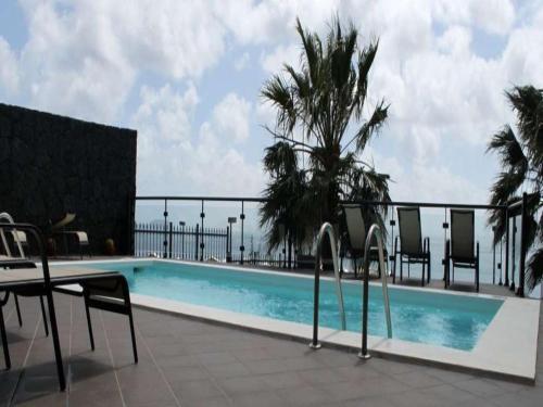 Playa Blanca Villa Sleeps 18 Pool Wifi