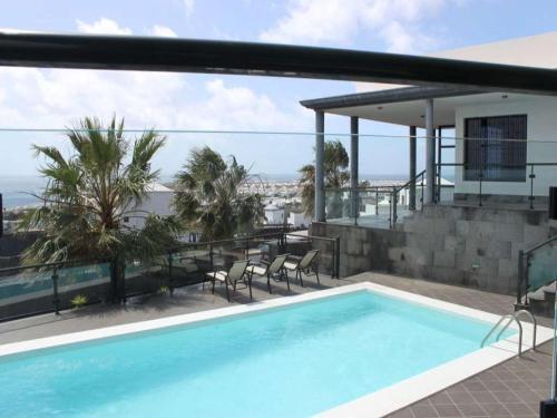 Playa Blanca Villa Sleeps 18 Pool Wifi