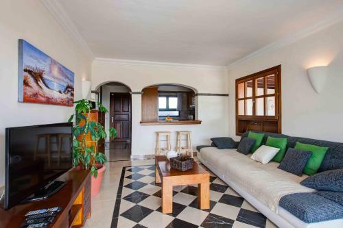Hipoclub Villas, Zafiro 24 Villa