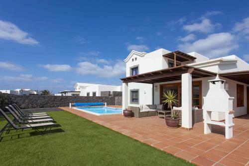 Hipoclub Villas, Zafiro 24 Villa