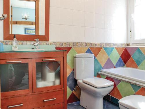 Four-bedroom Holiday Home In Playa Honda