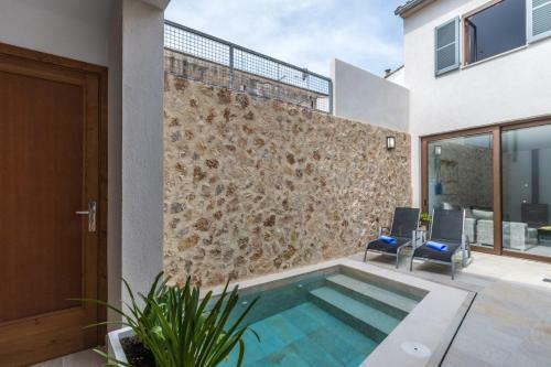 Pollenca Villa Sleeps 6 Pool Wifi