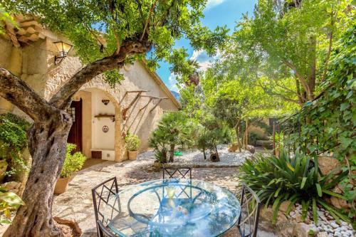Pollenca Villa Sleeps 6 Pool Air Con Wifi T400535