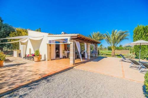 Pollenca Villa Sleeps 3 Pool Air Con Wifi