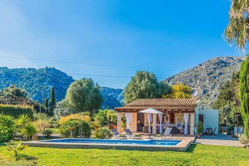 Pollenca Villa Sleeps 3 Pool Air Con Wifi
