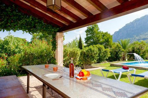 Pollenca Villa Sleeps 6 Pool Air Con Wifi T400541