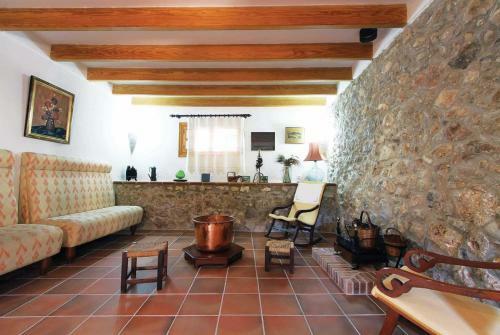 Pollenca Villa Sleeps 12 Wifi