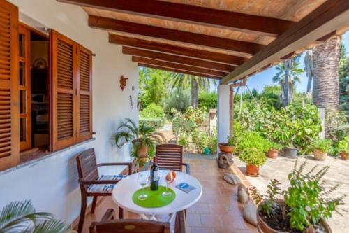 Pollenca Villa Sleeps 4 Pool Air Con Wifi T251860