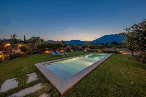 Pollenca Villa Sleeps 2 Pool Air Con Wifi T454323