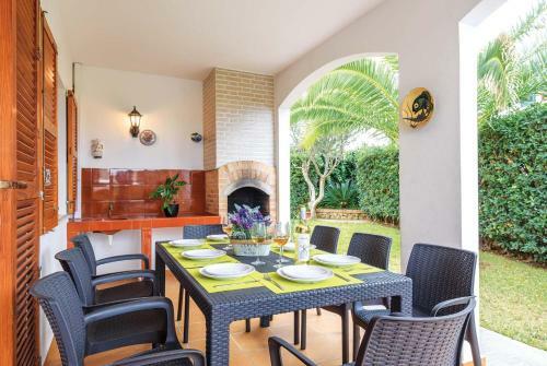 Port D'addaia Villa Sleeps 8 Air Con Wifi
