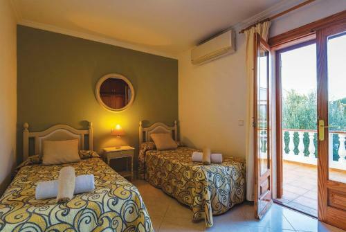 Port D'addaia Villa Sleeps 8 Air Con Wifi